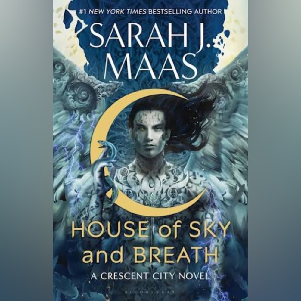 House of Sky and Breath Crescent City Book 2 paperback Sarah J Maas